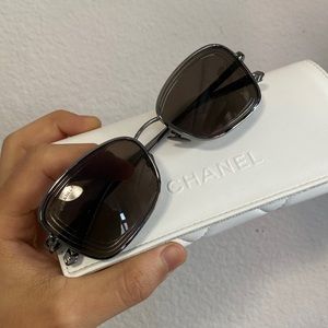 CHANEL Sunglasses